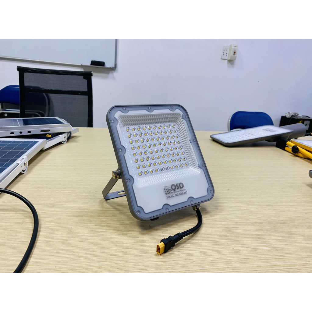 PHA LED NĂNG LƯỢNG MẶT TRỜI SIÊU SÁNG , PIN PANASONIC TK02