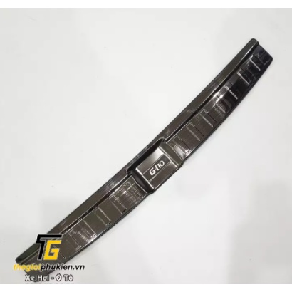 Ốp chống trầy cốp trong, ngoài xe Hyundai Grand i10 2021-2022, vân Titan cao cấp