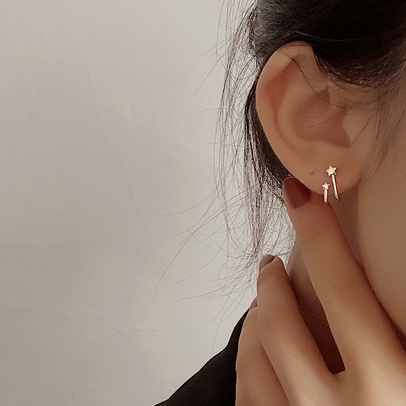 1 Đôi Bông Tai Chữ C Hình Ngôi Sao Màu Bạc Thời Trang Cho Nữ