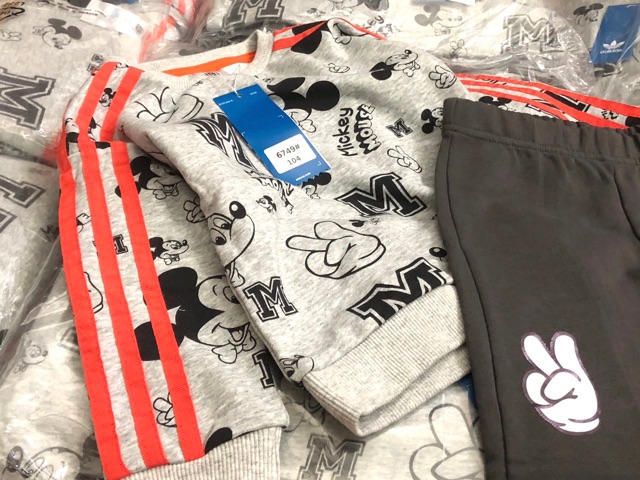 Bộ nỉ mickey xám Adidas 3-8Y (có ảnh thật)