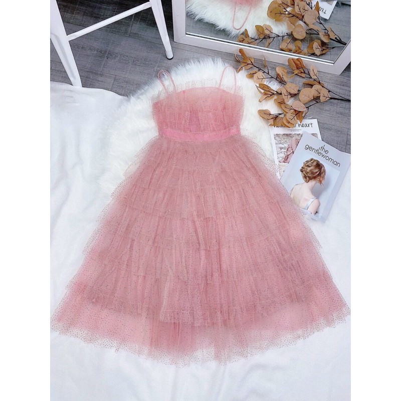 ĐẦM XOÈ TẦNG CÚP NGỰC