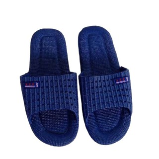 1 đôi dép nhưa đi trong nhà chống trơn trượt