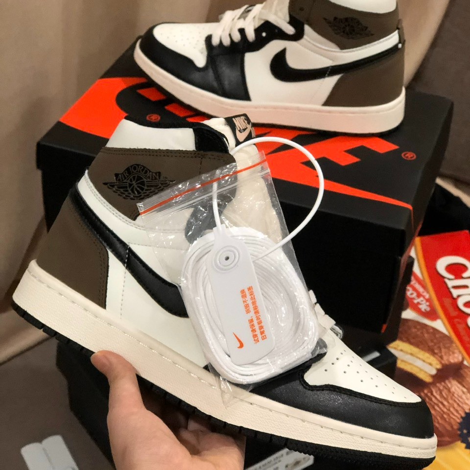 Đức Phạm Sneakers