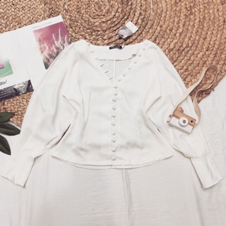 Áo trắng vintage