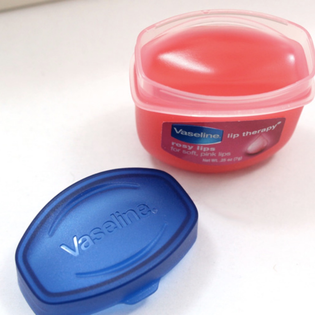 Vaseline dưỡng môi dạng sáp dưỡng ẩm da môi đa năng Mỹ 7 S1