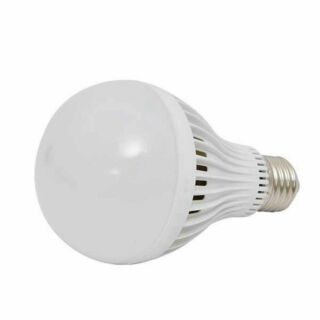 Bóng đèn LED thông minh tự sáng khi mất điện 9 w