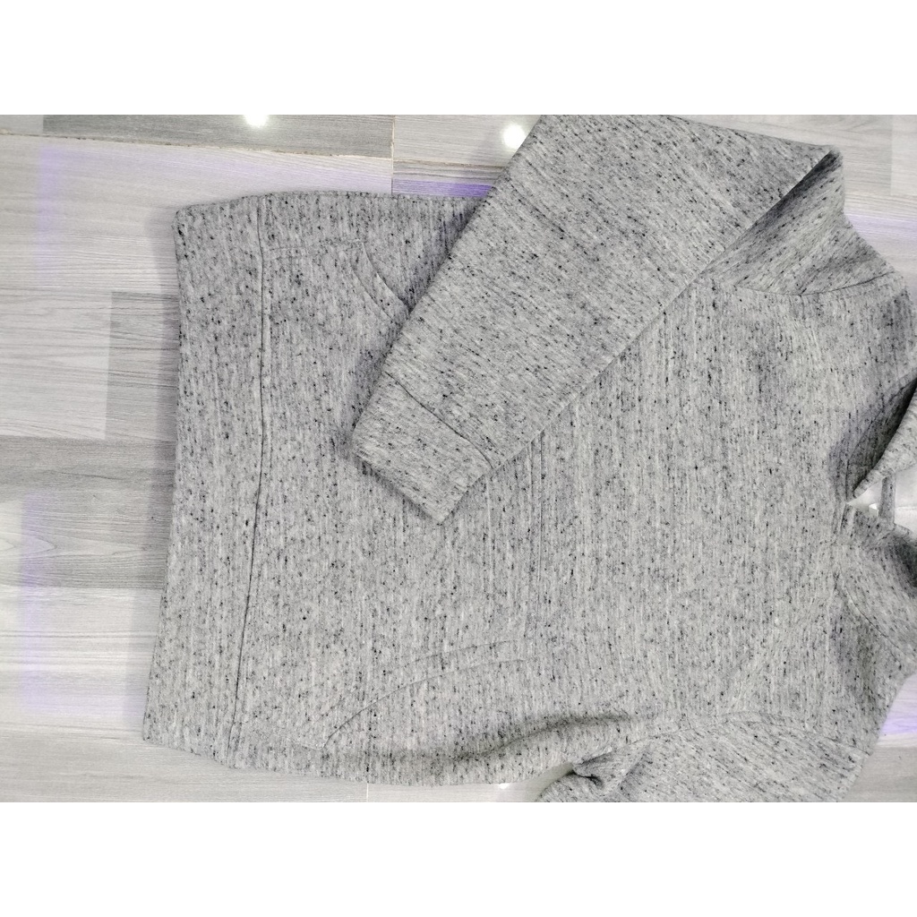 Áo hoodie cho bé trai, bé gái và cả bố mẹ.