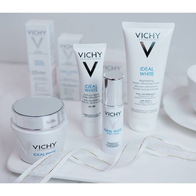 [CHÍNH HÃNG] Sữa rửa mặt tạo bọt dưỡng trắng da Vichy Ideal White Brightening Deep Cleansing Foam 100ml