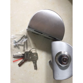 Khóa bán nguyệt kép dùng cho cửa kính cao cấp