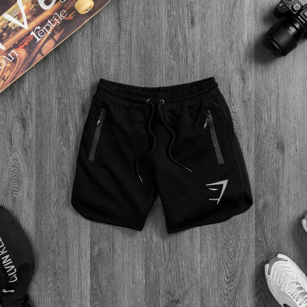 Quần short gym form ngắn để mặc dễ tập nhất là squat, co giản tốt