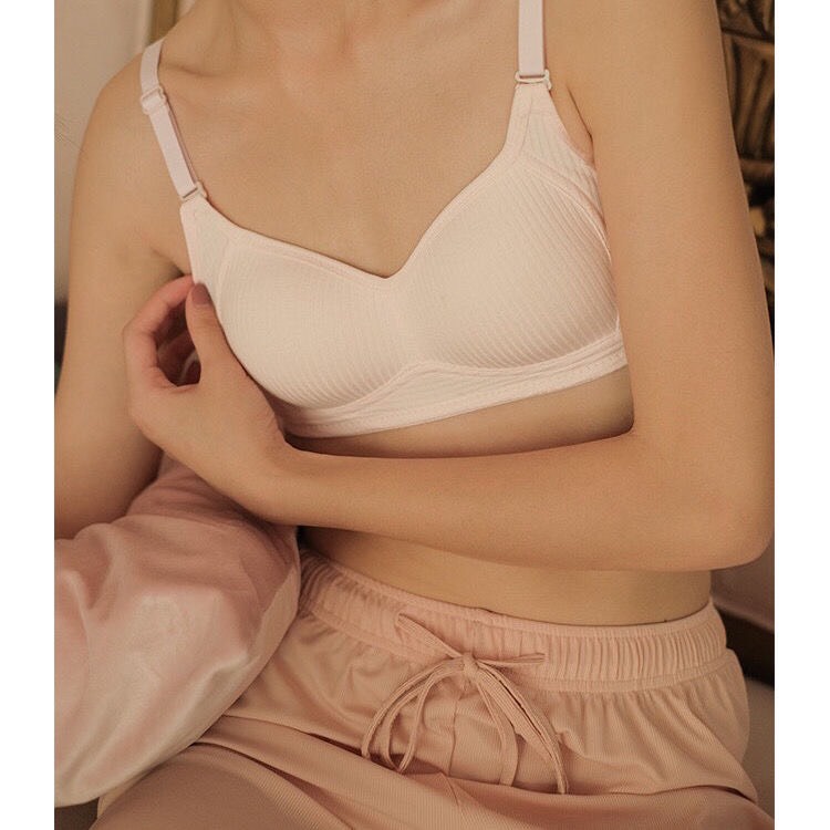 Áo ngực nữ sinh không gọng đệm mỏng cup ngực nhỏ phom ôm không hở viền A15 | BigBuy360 - bigbuy360.vn