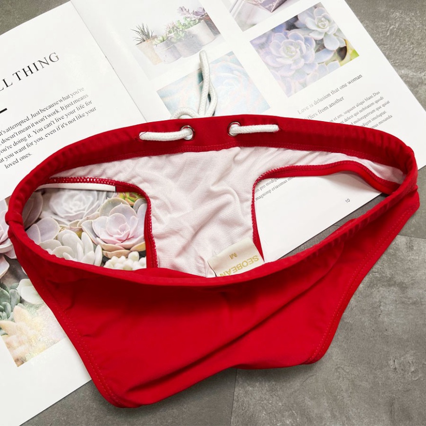 QUẦN BƠI NAM - Dạng Tam Giác - AUS - Chất Cực Mịn - In Chữ - Hàng nhập khẩu | BigBuy360 - bigbuy360.vn