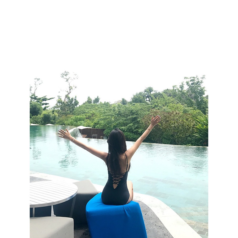Bikini 1 mảnh, bodysuit đan lưng sau màu đen (chất thun gân)