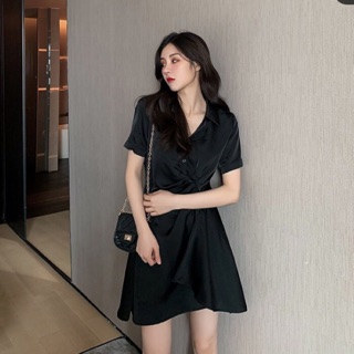 Đầm sơ mi nữ màu đen dáng xoè