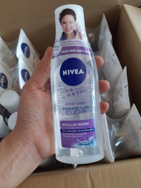 NƯỚC HOA HỒNG NIVEA EXTRA WHITE PORE MINIMISER TONER 200ml