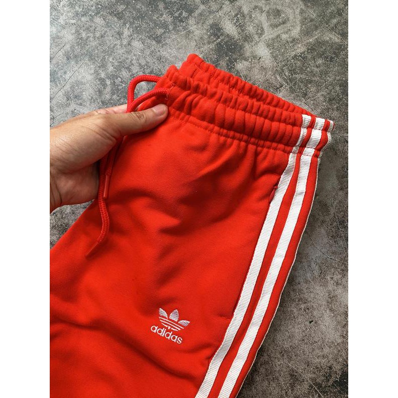 ⚡️FREE SHIP⚡️ Quần nỉ Adidas Cuffed Track Pants màu đỏ sọc trắng XUẤT DƯ FULL TEM TAG
