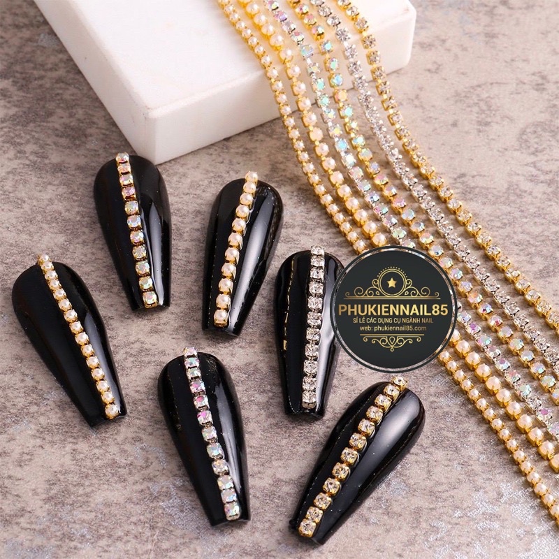 set dây đá trang trí móng