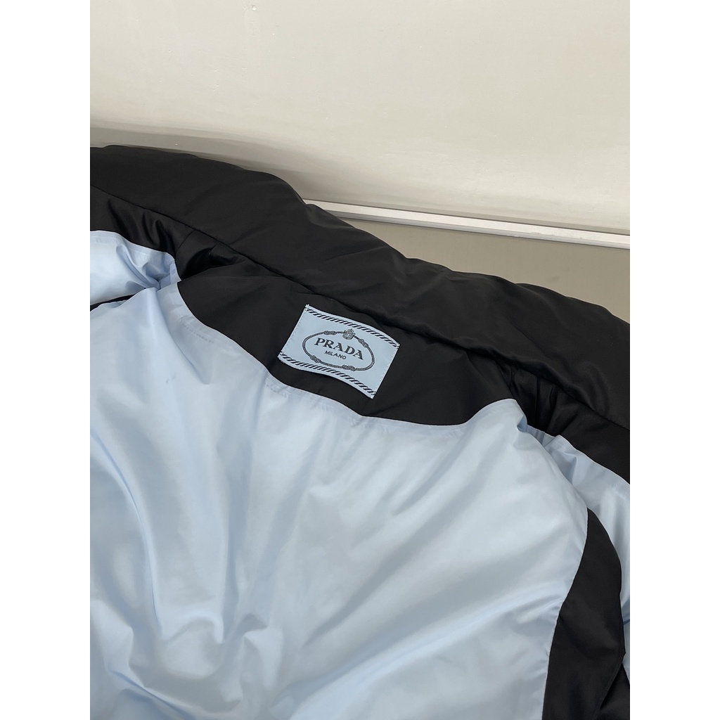 Áo phao tank thời trang cao cấp Prada cho nữ phong cách trẻ trung