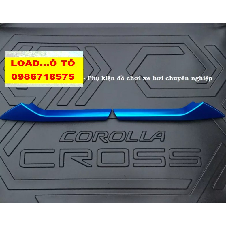 Ốp Mặt Ca Lăng Trên Toyota Cross 2022-2020 Màu Xanh Cá Tính Inox
