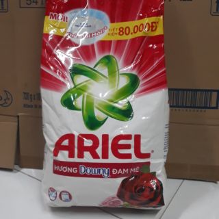 BỘT GIẶT ARIEL HƯƠNG DOWNY ĐAM MÊ 5KG.