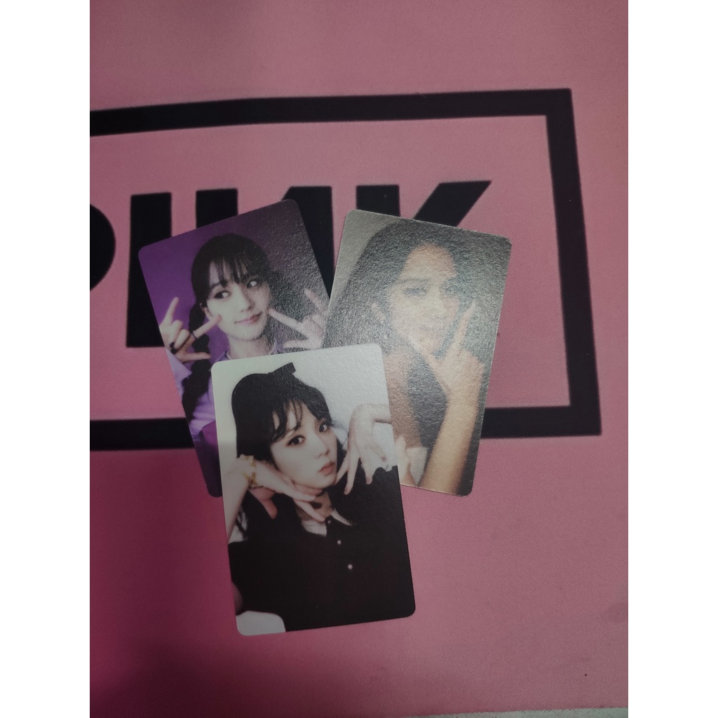 Photocard trong welcoming colection 2022 BLACKPINK official