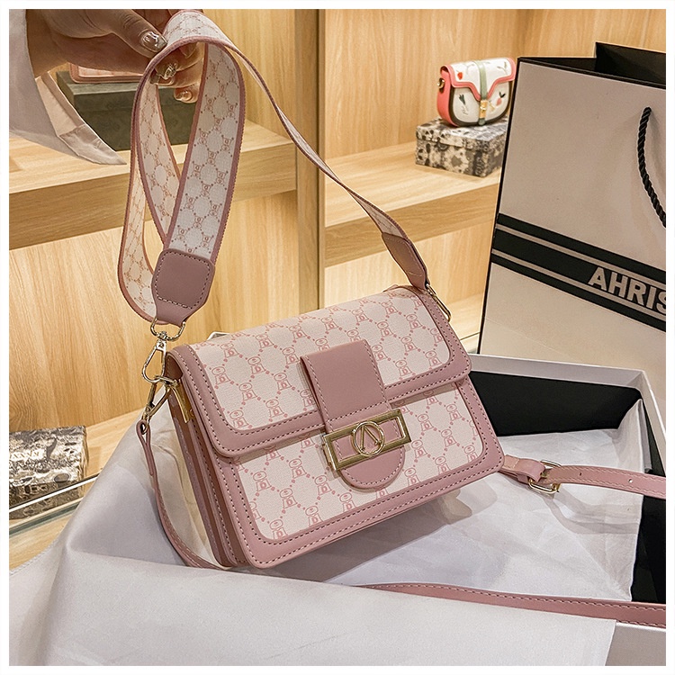 Túi xách nữ túi đeo chéo vai khóa chữ V thời trang size 20cm TX808