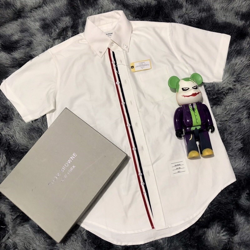 Áo sơ mi Thom Brown tay ngắn viền trong khuy, vải oxford cao cấp