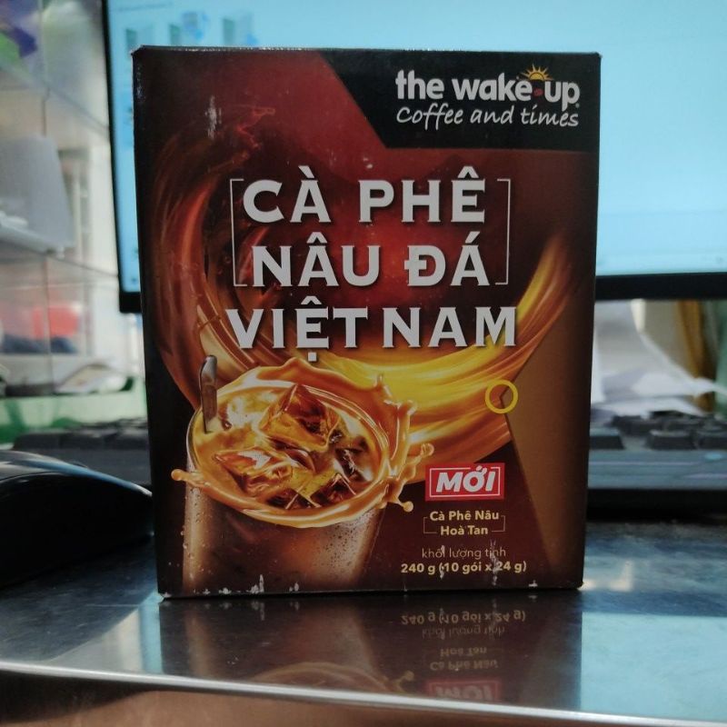 Cà phê nâu đá Việt Nam The wake up hộp 240g