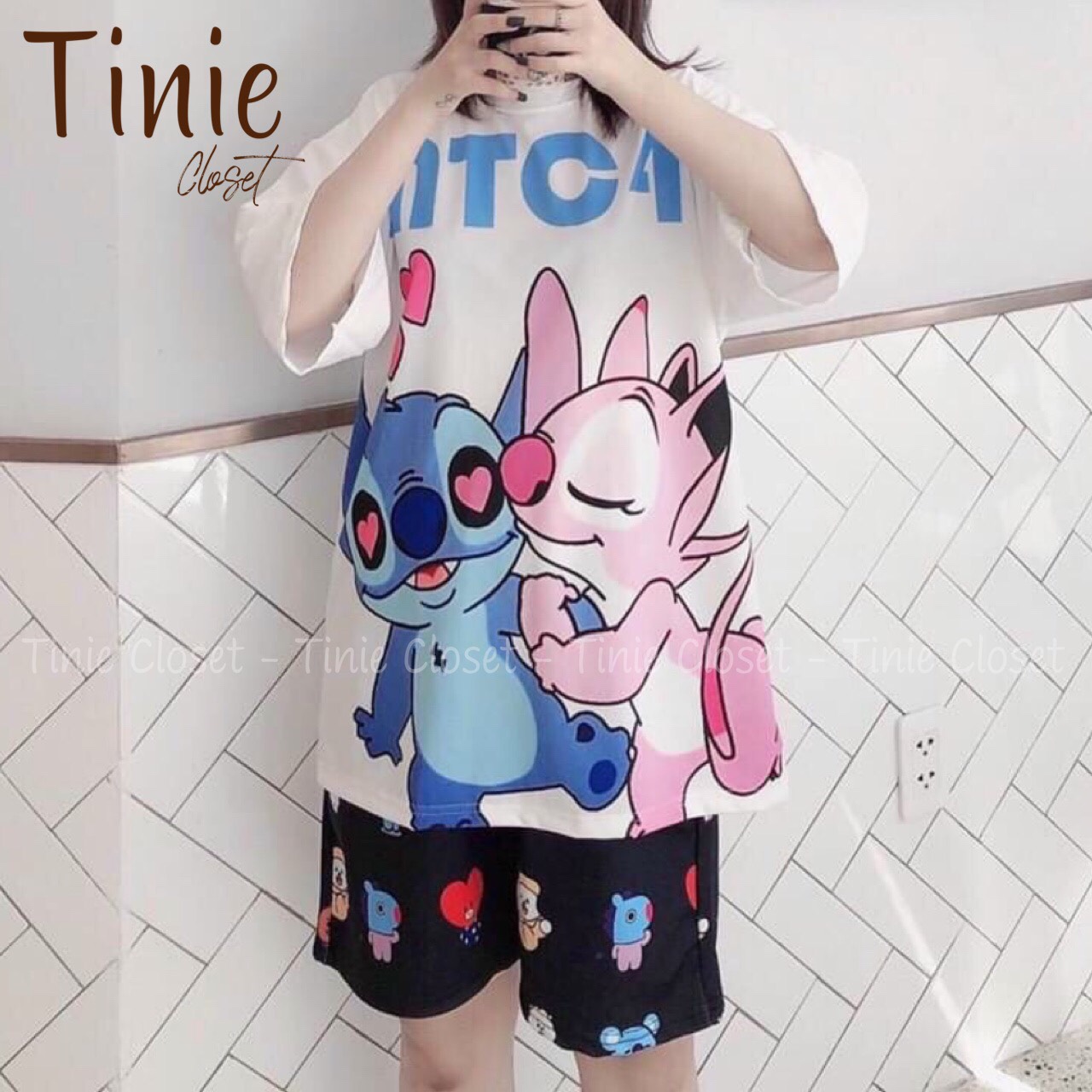 Set đồ bộ hoạt hình form rộng Unisex Stitchs Couple Tinie Closet, Áo thun+Quần đùi Freesize