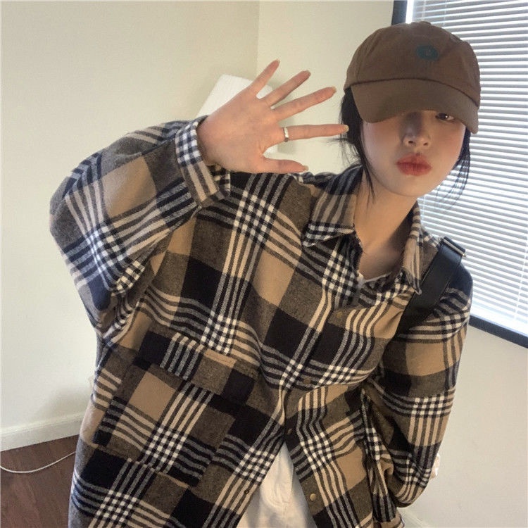 Áo khoác sơ mi tay dài dáng rộng kẻ sọc caro phong cách retro mới