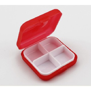 Hộp Đựng Thuốc 4 Lần Uống (Chữ Thập - Màu Ngẫu Nhiên)