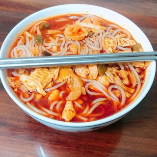 Bún ốc cay Liễu Châu