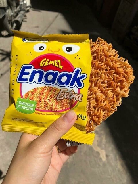 Snack mì tẩm vị ăn liền ENAAK - Indonesia, ăn vặt ngon rẻ TaNo