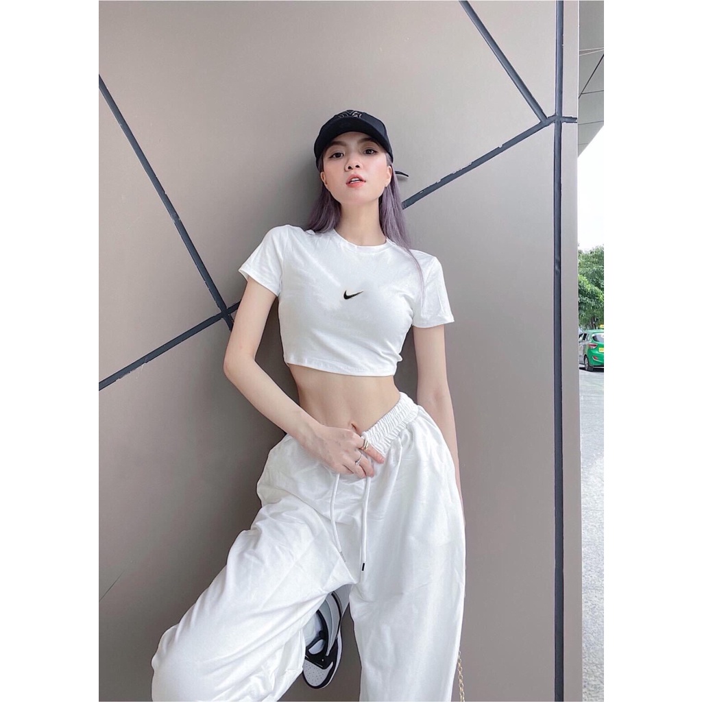 [BỘ THỂ THAO] Bộ Đồ Nữ Cotton, Set Trang Phục Áo Crotop Phối Quần Boom Cực Ngầu | BigBuy360 - bigbuy360.vn