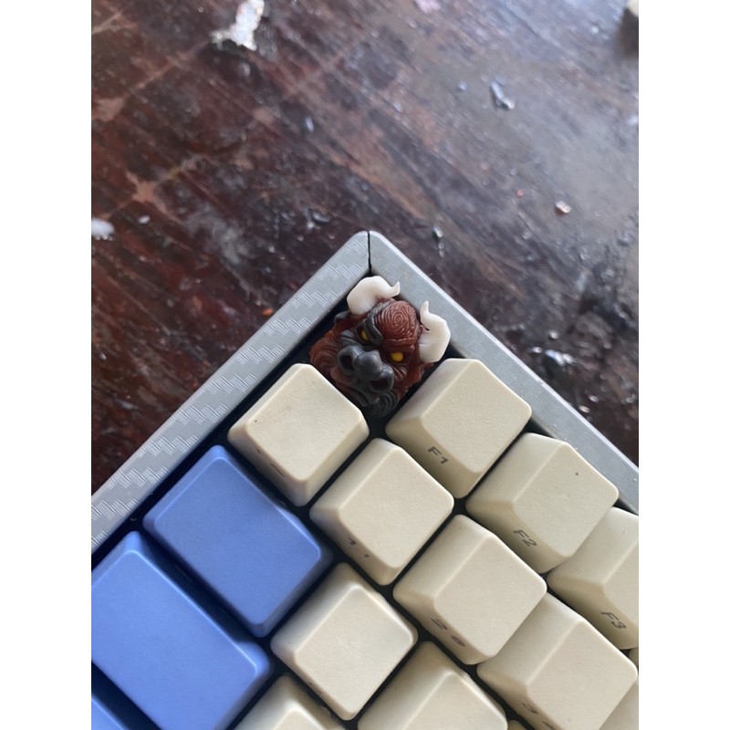 Keycap artisan bò clone