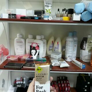 combo 1 for back 1 muji 1 mask talk 1 malk miniso 1 cặp sum