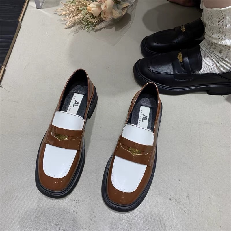 Giày oxford mũi vuông phối màu