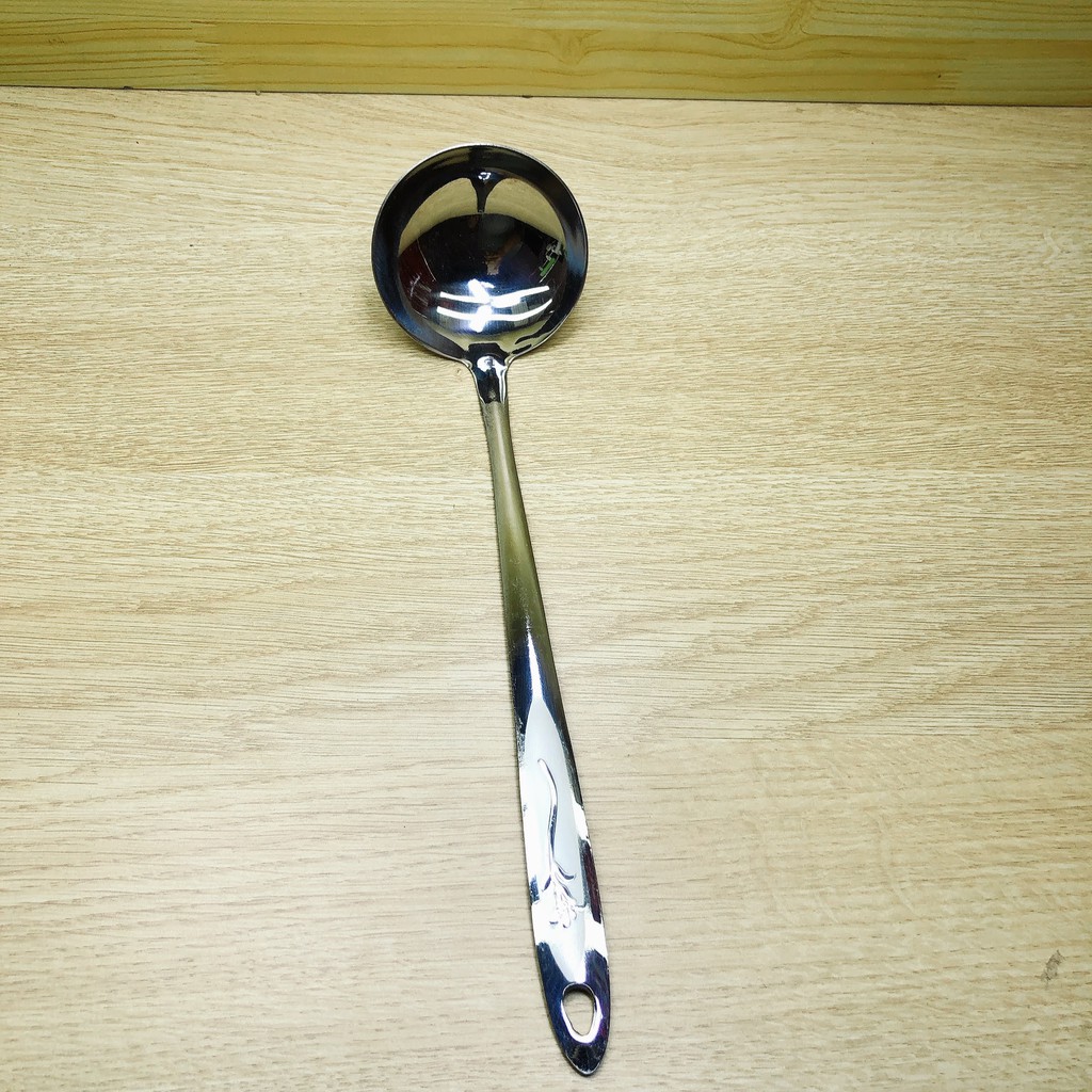 vá canh inox dày size 7cm cán bông