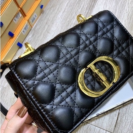 Túi D.i.O sai 20 da trần ô hàng đẹp có hộp