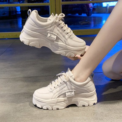 Giày lười nữ mẫu mới thu đông 2020 Giày cotton lót nhung đế bằng phong cách Hàn Quốc Giày thể thao da Hoang Dã ins