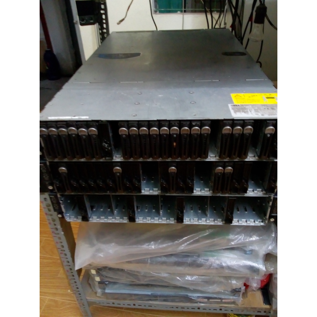 Máy chủ Dell C6100 Blade server Bearbone - 2U 4 nodes socket 1366 siêu bền, đa dụng, linh hoạt và mạnh mẽ