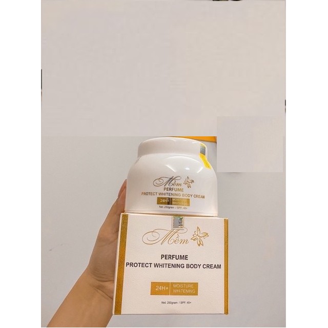 Kem body mềm nước hoa a cosmetic