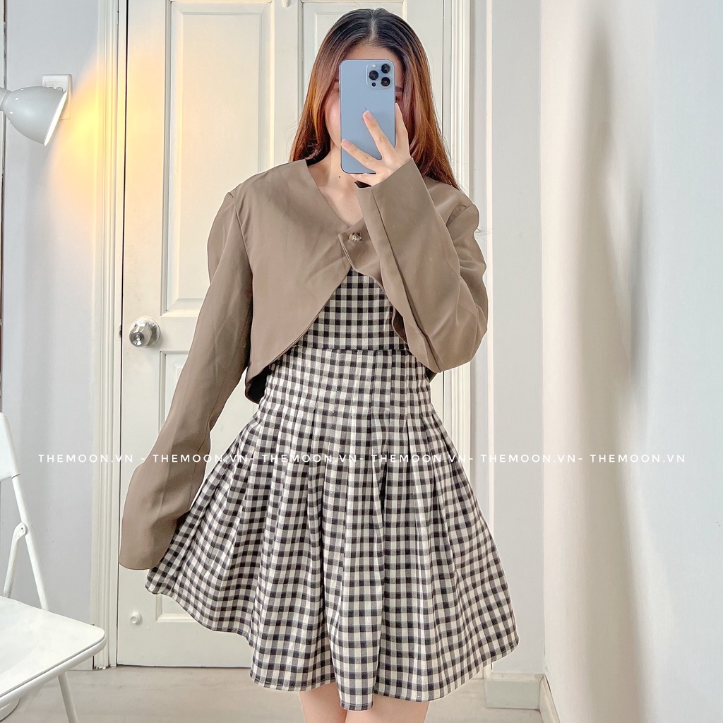 Set đồ nữ đi chơi đầm hai dây kèm áo khoác croptop