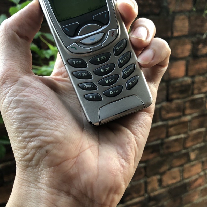 Điện Thoại Nokia 6310 Màu Bạc Kèm Đế Sạc | BigBuy360 - bigbuy360.vn