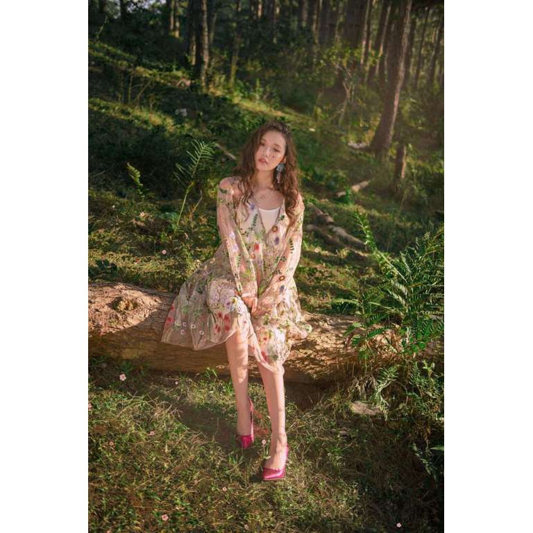 Váy ren cao cấp thêu hoa -Trend "Nhà anh ở đâu thế?" | BigBuy360 - bigbuy360.vn