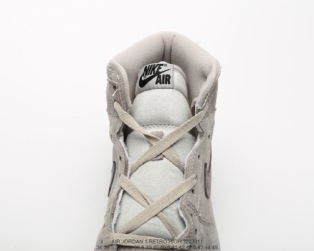 ẢNH THẬT | Giày Thể Thao jordan 1 màu xám da lộn | BigBuy360 - bigbuy360.vn
