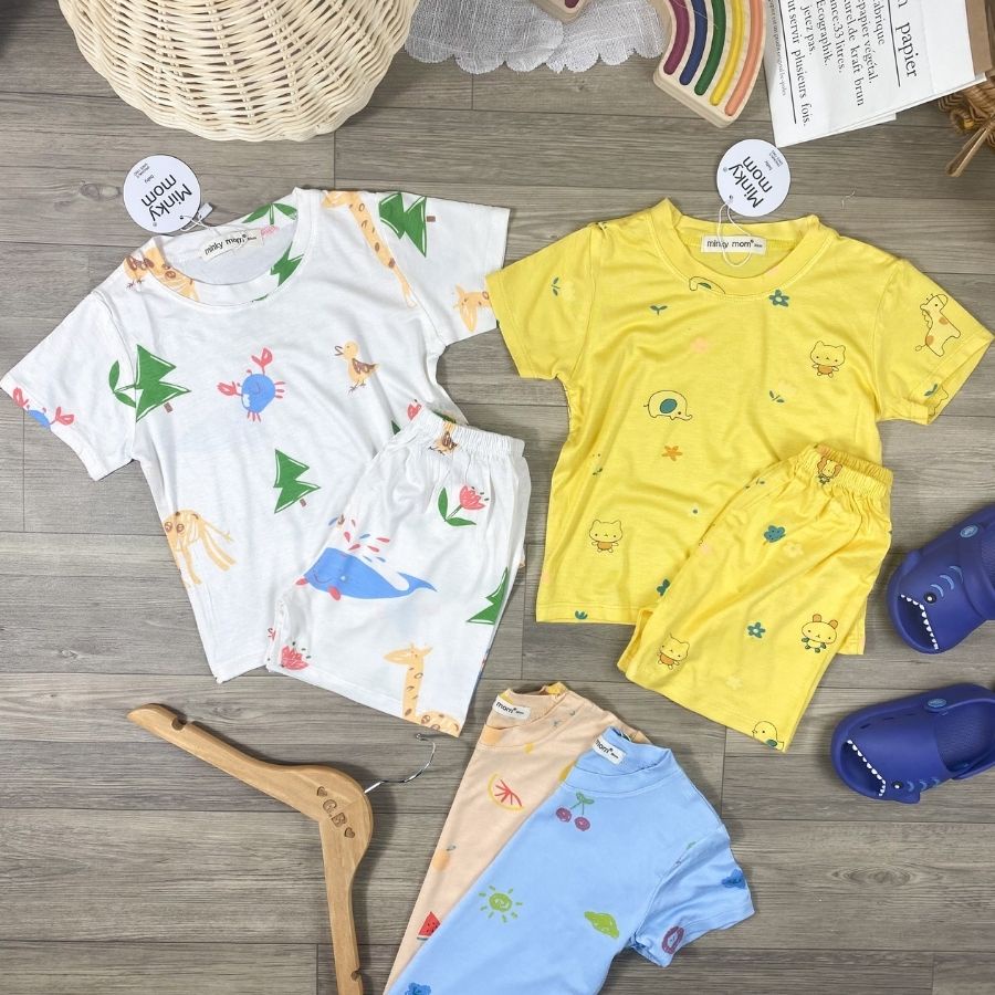 Bộ Thun Lạnh Cộc Tay Cho Bé Gái 8-27kg -TN-IN74 In Hoạ Tiết Toàn Thân Chất Vải Thoáng Mát