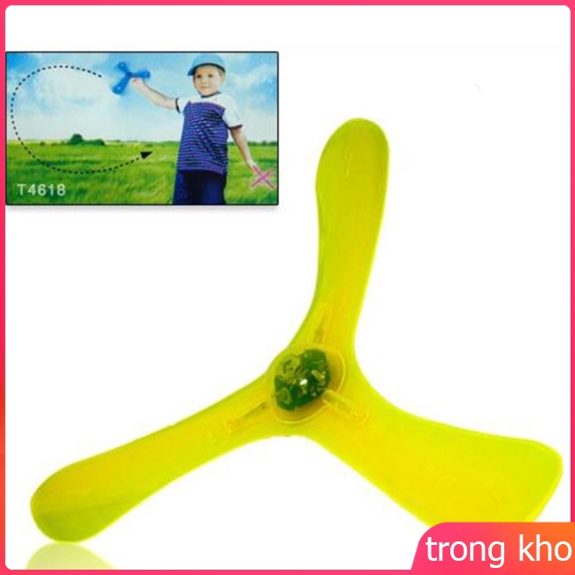 Creative Flashing Boomerang Plastic Flying Tri Blade Sports Toys