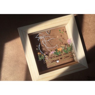 Khung tranh hoa ép, hoa khô để bàn BEPANSY Áo dài