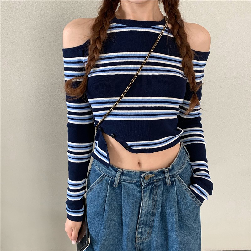 Áo croptop tay dài kẻ ngang khoét vai